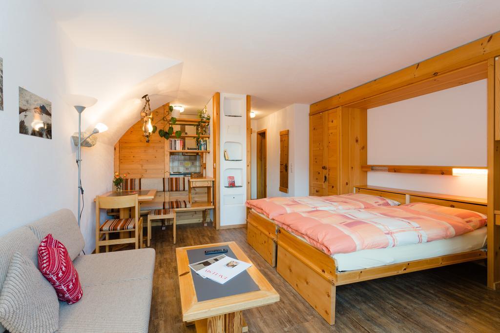 Hotel B&B Susom Surlej Silvaplana Dış mekan fotoğraf